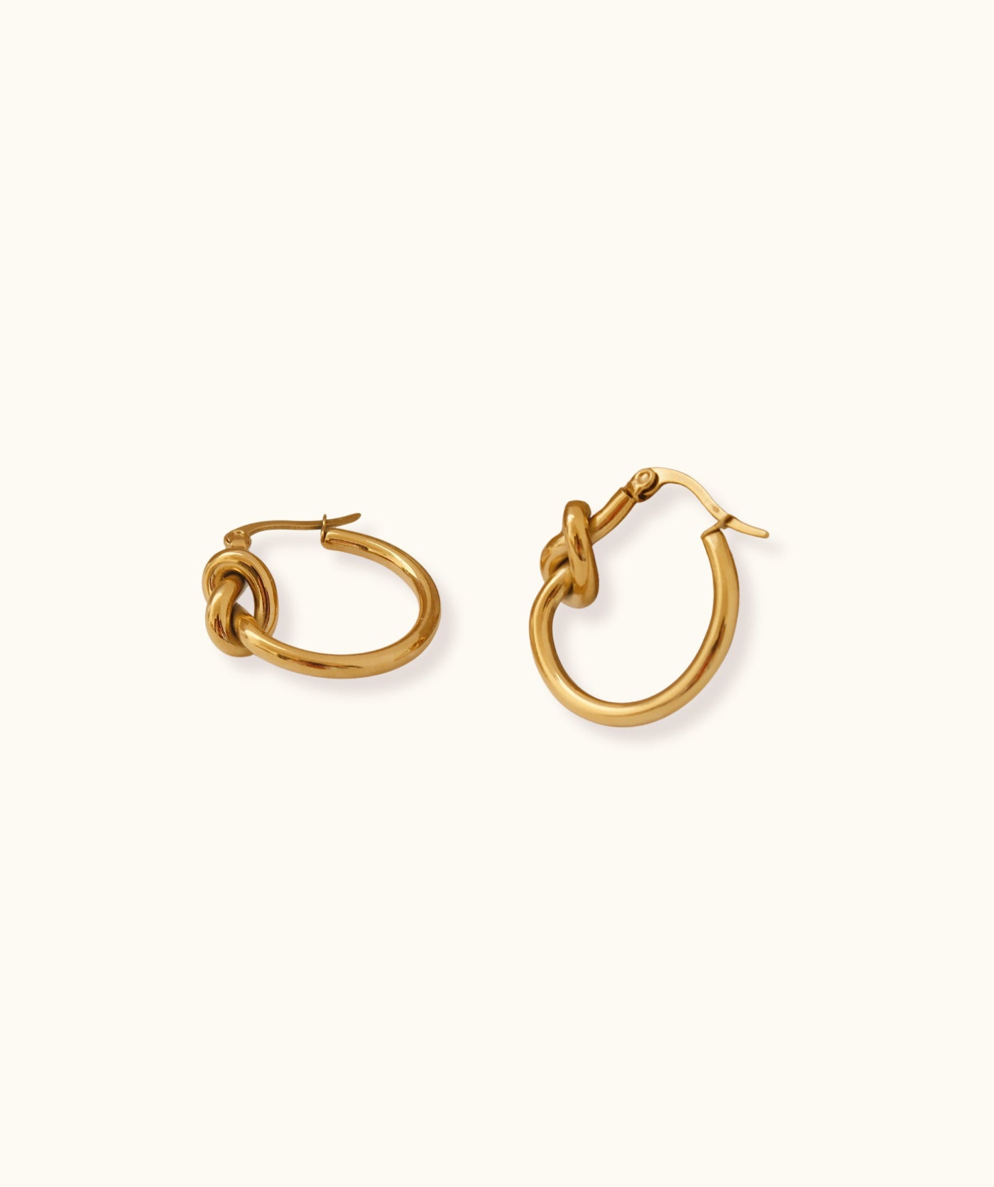 Claudia Hoops